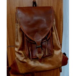 Zaino in pelle stile rustico. fatto a mano. classico di caccia. comprare. design esclusivo. modello madrid